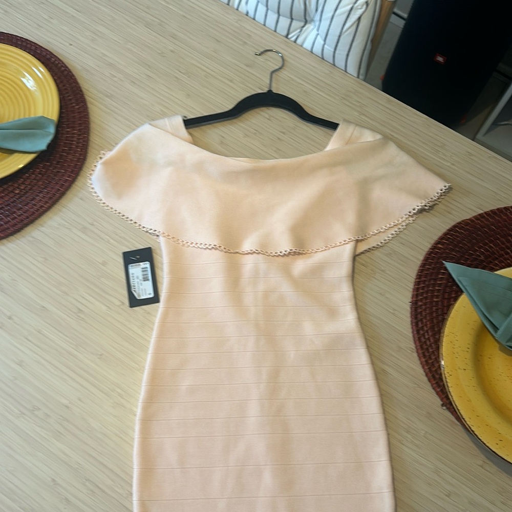 Marciano Guess bandage dress peach pout small new
